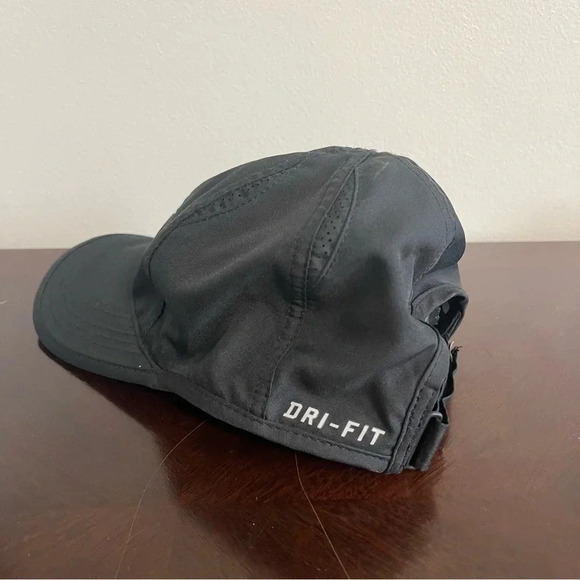 Nike Dri Fit Featherlight Hat Black Unisex Adjustable - Picture 3 of 6